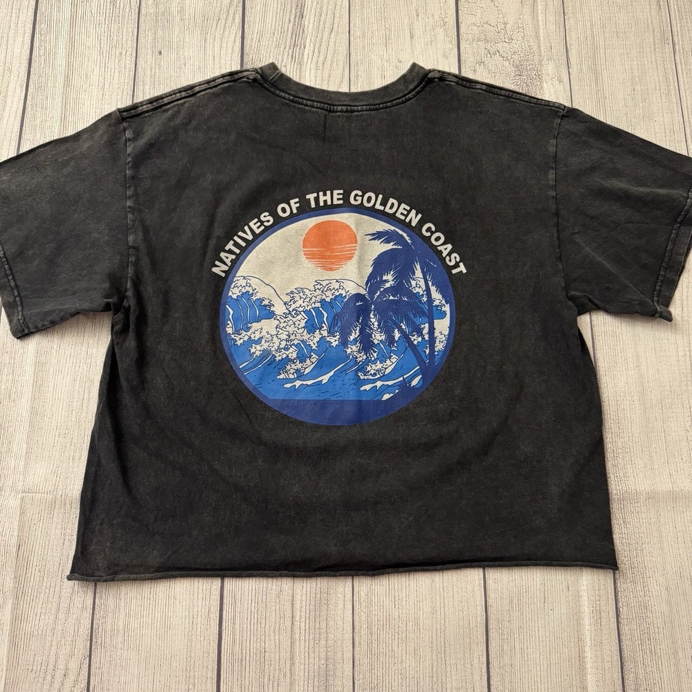 J. Galt Shirt Womens One Size Faded Black Gray Short Sleeve Cropped Golden Coast